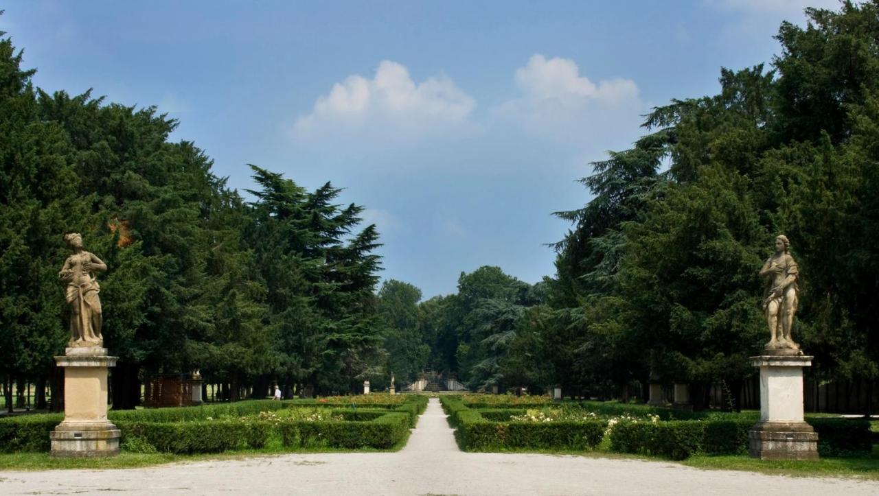 Hotel Parco Borromeo - Monza Brianza Чезано-Мадерно Экстерьер фото