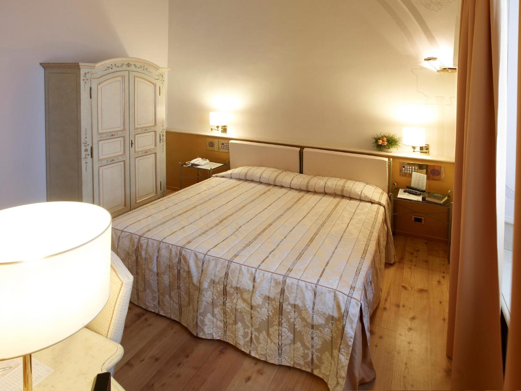 Hotel Parco Borromeo - Monza Brianza Чезано-Мадерно Номер фото
